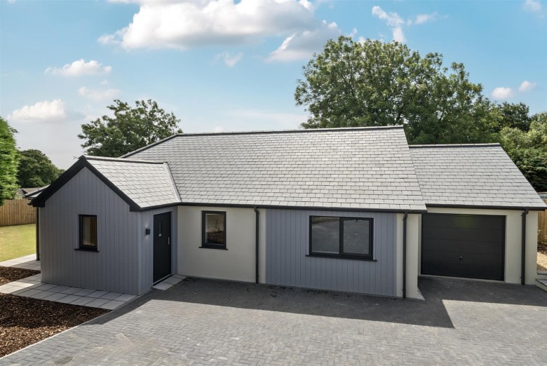 Click the photo for more details of Parkham, Bideford