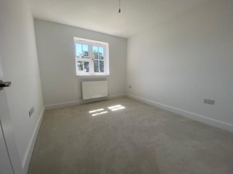 Images for Worsley Road, Gurnard