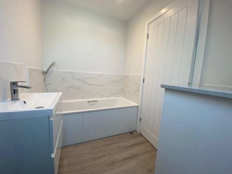 Images for Worsley Road, Gurnard