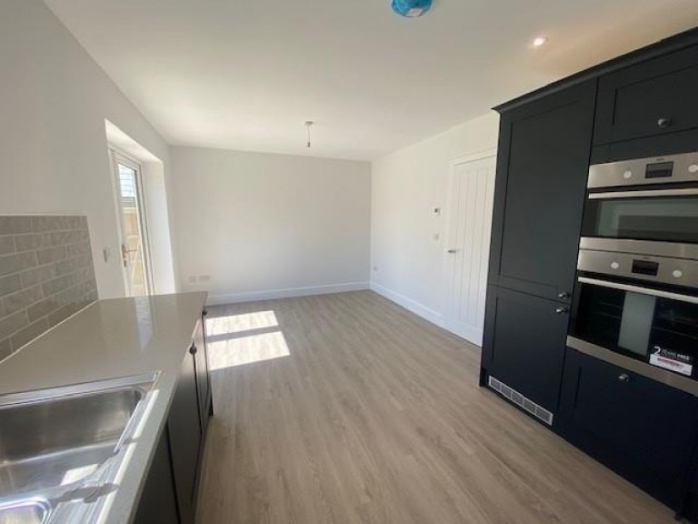 Images for Worsley Road, Gurnard