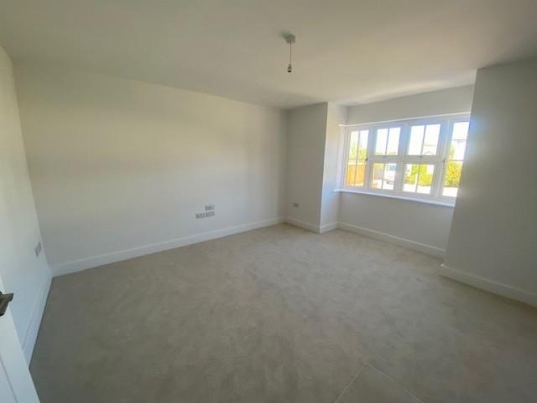Images for Worsley Road, Gurnard
