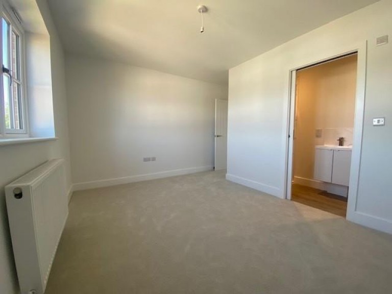 Images for Worsley Road, Gurnard