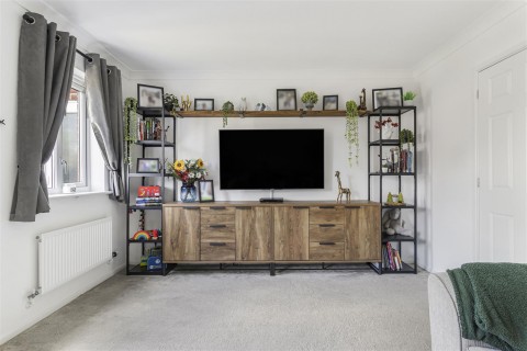 Click the photo for more details of Victoria Road, Haverhill