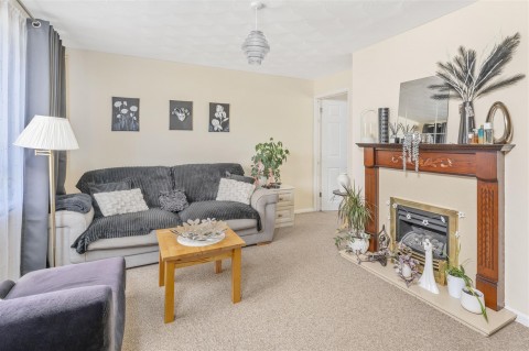 Click the photo for more details of Horton Road, Middleton Cheney, Banbury