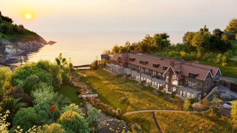 Click the photo for more details of Lee Bay