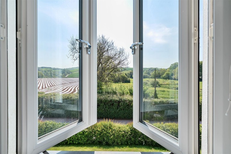 Images for Hoopers Close, Berry Pomeroy, Totnes