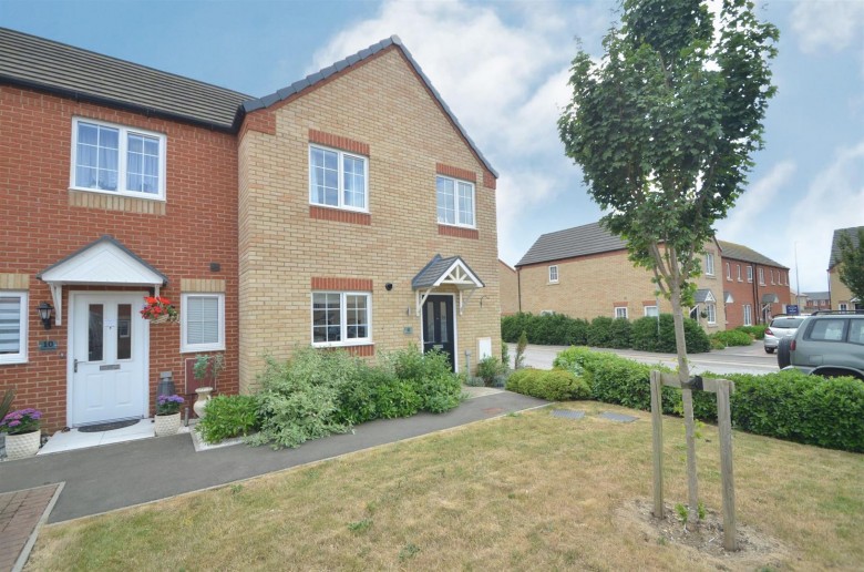 Click the photo for more details of Gray Avenue, Littleport