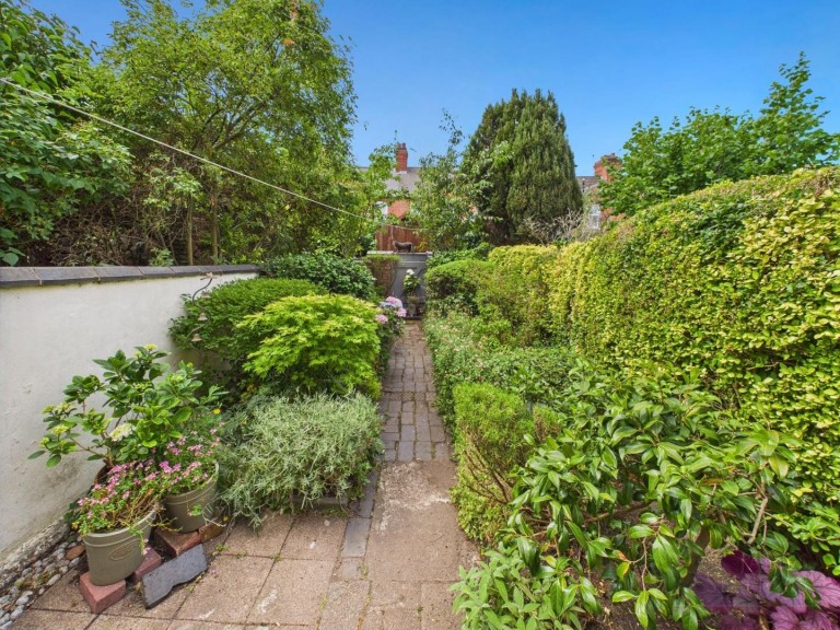Images for St. Leonards Road, Clarendon Park, Leicester