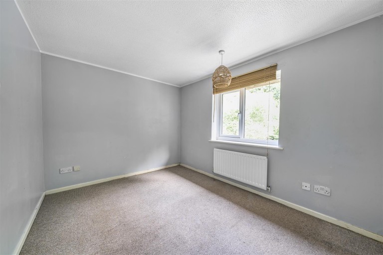 Images for Banksia Close, Tiverton