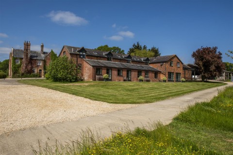 Click the photo for more details of Bettiscombe, Bridport