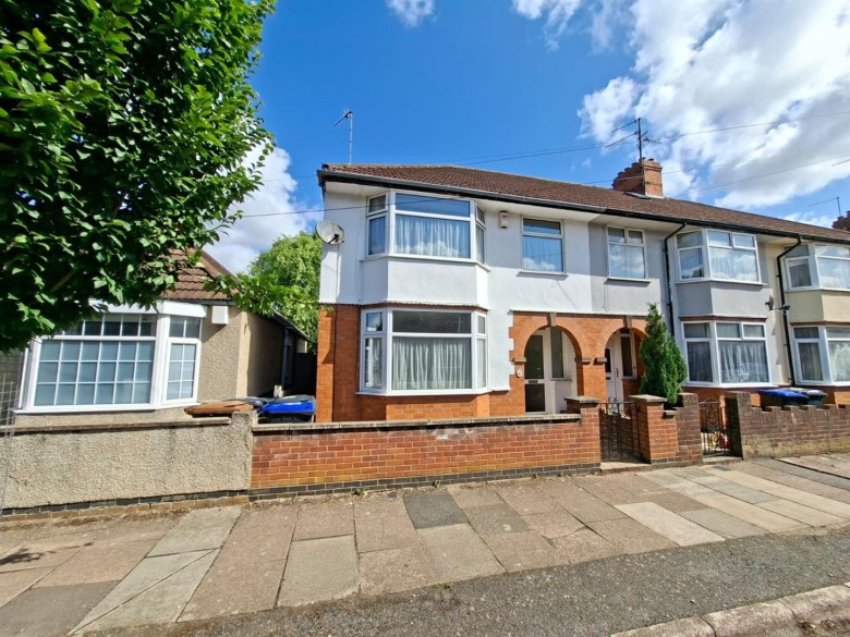 Click the photo for more details of Penrhyn Road, Northampton, NN4