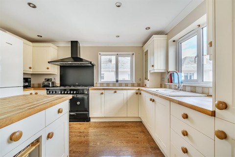 Click the photo for more details of Warwick Close, St. Merryn, Padstow