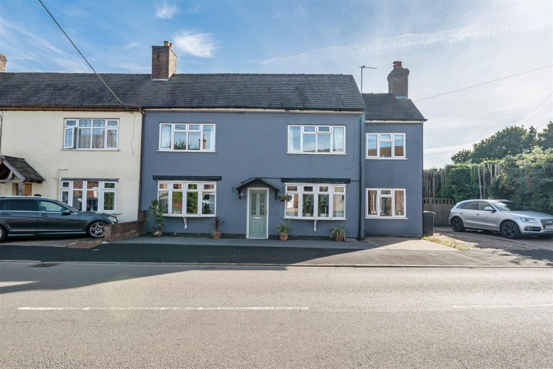 Click the photo for more details of Tamworth Road, Wood End, CV9