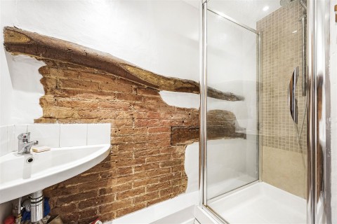 Click the photo for more details of Northfield End, Henley-On-Thames