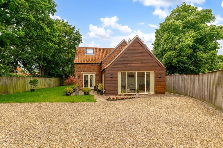 Images for Village Farm, Bassingham, Lincoln