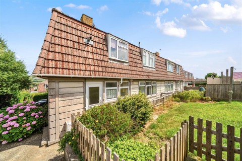 Click the photo for more details of Quarry Close, Swanage