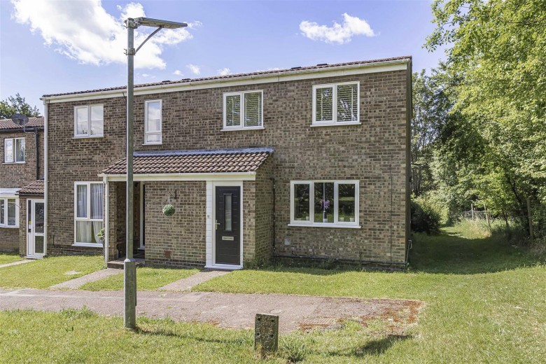 Click the photo for more details of Pipers Close, Haverhill