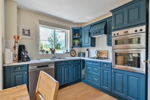 Click the photo for more details of Cox Road, Wellington