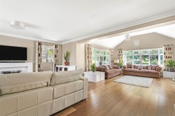 Images for Deans Row, Gayton, NN7