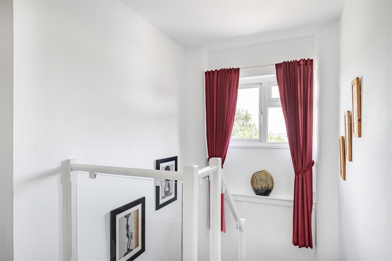 Images for Deans Row, Gayton, NN7