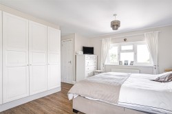 Images for Deans Row, Gayton, NN7