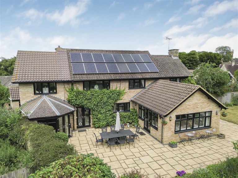 Images for Deans Row, Gayton, NN7