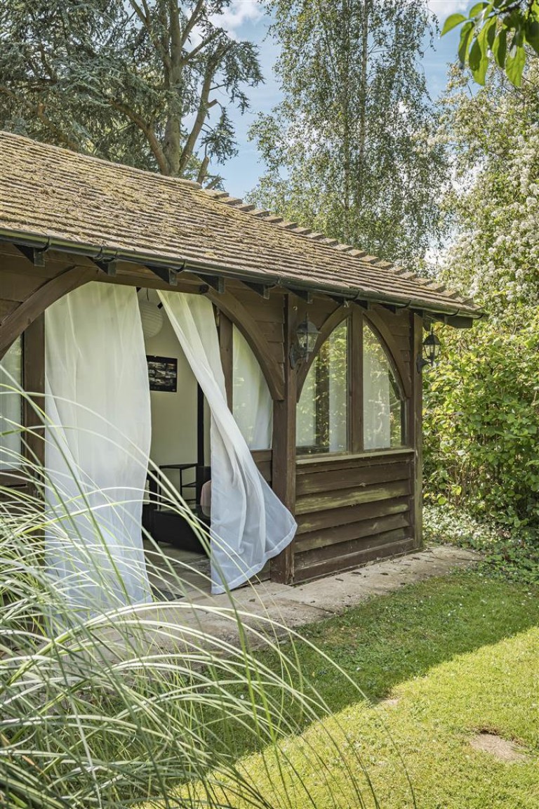 Images for Deans Row, Gayton, NN7
