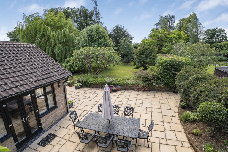 Images for Deans Row, Gayton, NN7