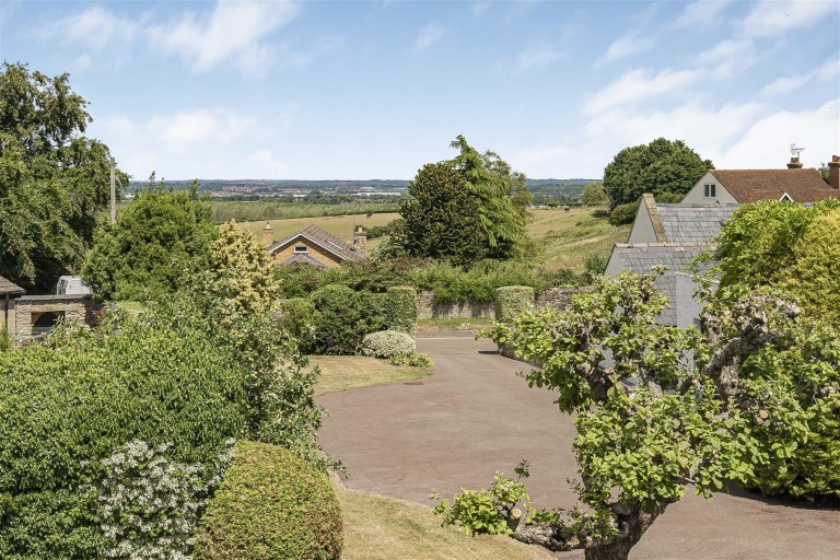 Images for Deans Row, Gayton, NN7