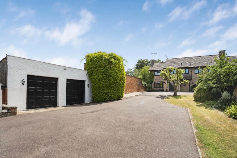Images for Deans Row, Gayton, NN7