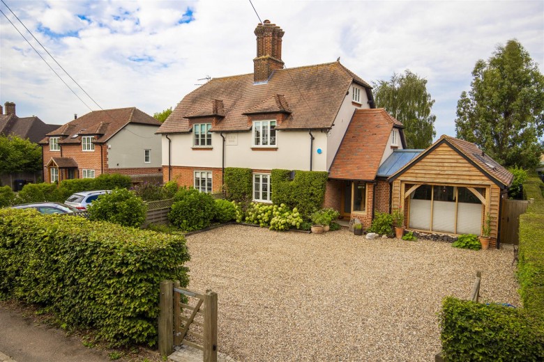 Click the photo for more details of Lower Cottages, Brent Pelham, Buntingford
