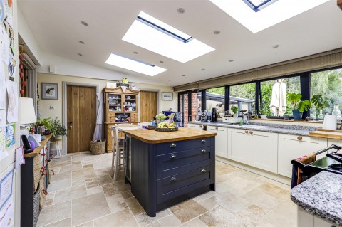 Click the photo for more details of Lower Cottages, Brent Pelham, Buntingford