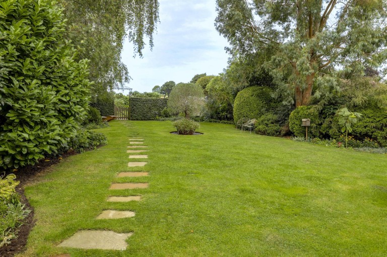 Images for Lower Cottages, Brent Pelham, Buntingford