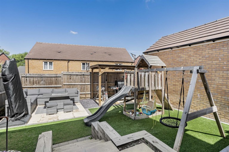 Images for Greenfield Avenue, Lutterworth, LE17