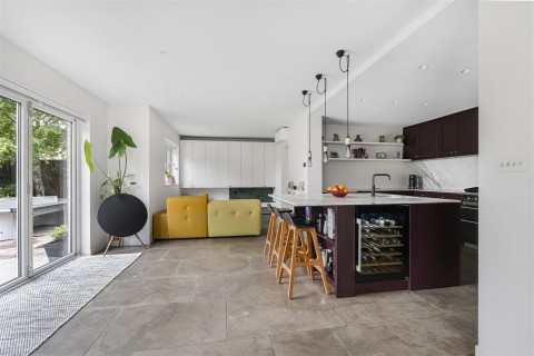 Click the photo for more details of Fowlmere Road, Foxton