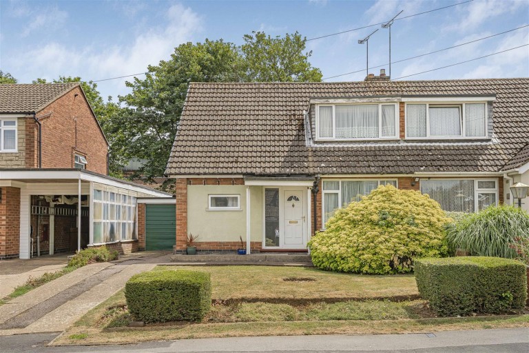 Images for Manor Road, Daventry, NN11