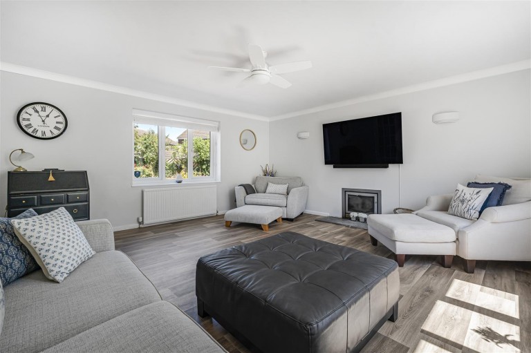 Images for Ashmead Drive, Hardwick, Cambridge