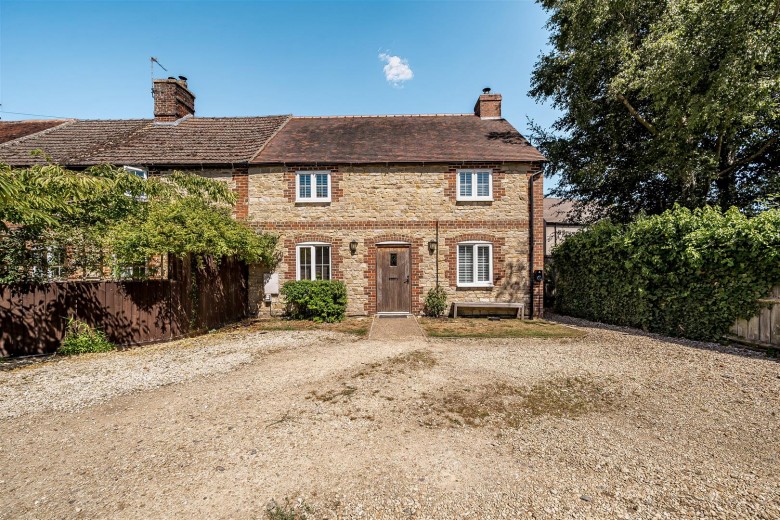 Click the photo for more details of Horsecroft, Stanford In The Vale, Oxfordshire, SN7