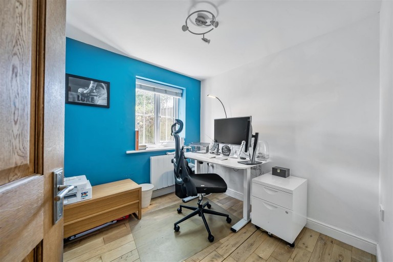 Images for Horsecroft, Stanford In The Vale, Oxfordshire, SN7