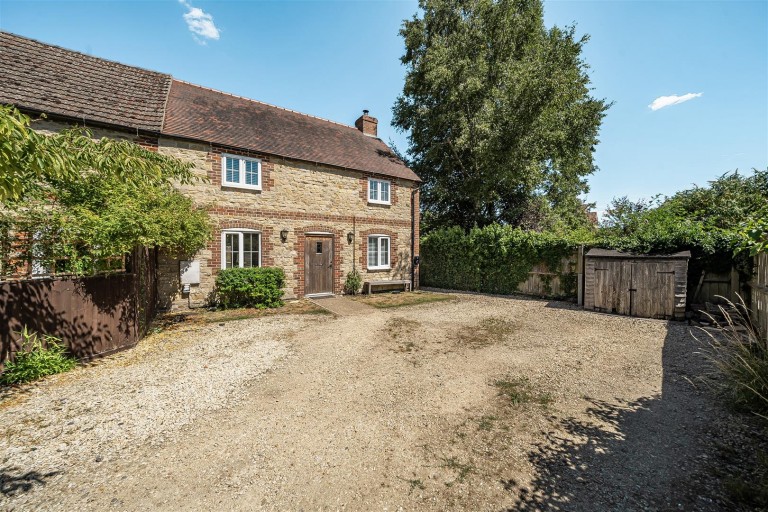 Images for Horsecroft, Stanford In The Vale, Oxfordshire, SN7