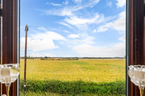 Click the photo for more details of Ferry Road, Southrey, Lincoln