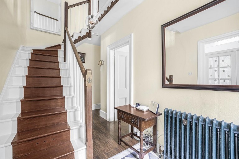 Images for Dockacre Road, Launceston