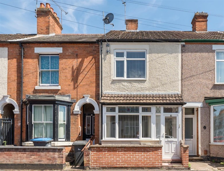 Click the photo for more details of Rowland Street, Rugby, CV21
