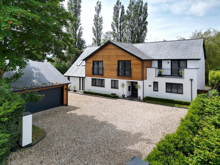 Images for 2 Longmeadow, Clyst St. Mary, Exeter