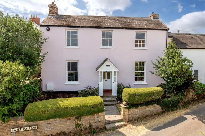 Click the photo for more details of Staplehay, Trull