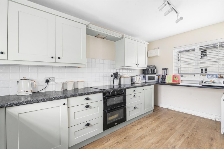 Images for Cornish Hall End, Braintree