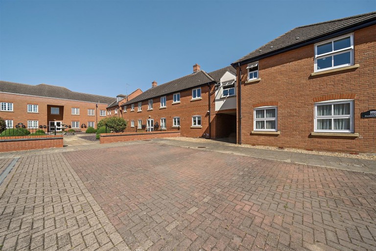 Images for Reffield Close, Towcester, NN12