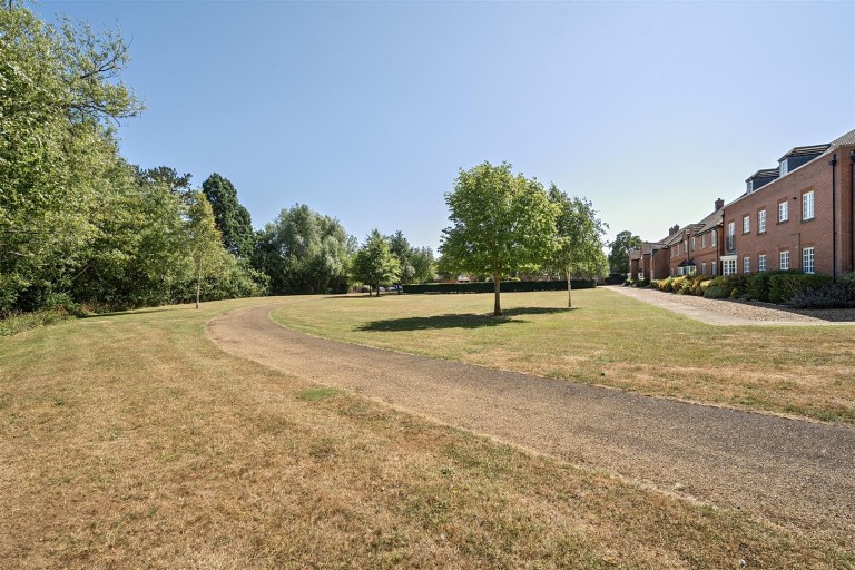 Images for Reffield Close, Towcester, NN12