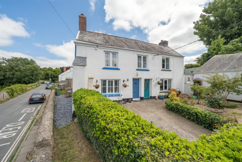 Click the photo for more details of Pilton