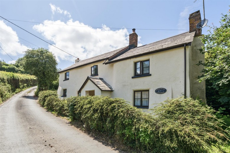 Click the photo for more details of Bishops Nympton